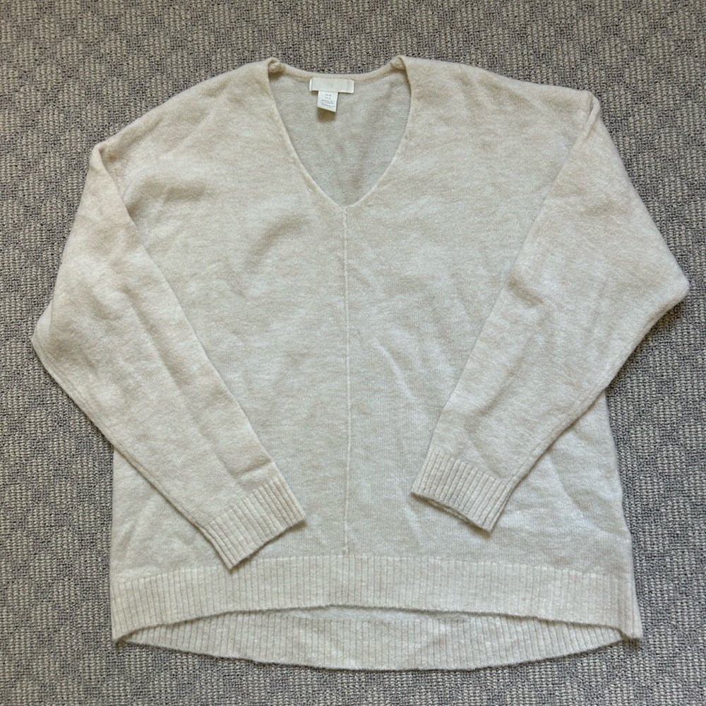 H&M knit sweater size M